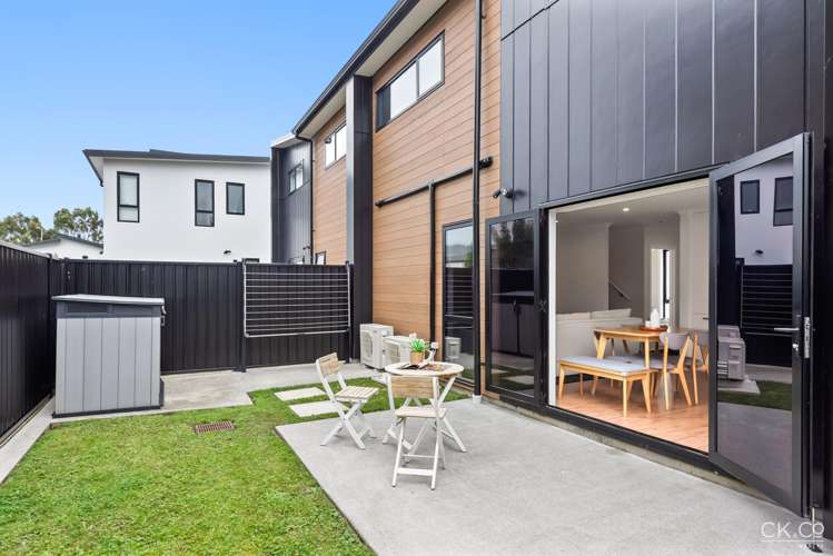 8 Aston Crescent Wallaceville_14