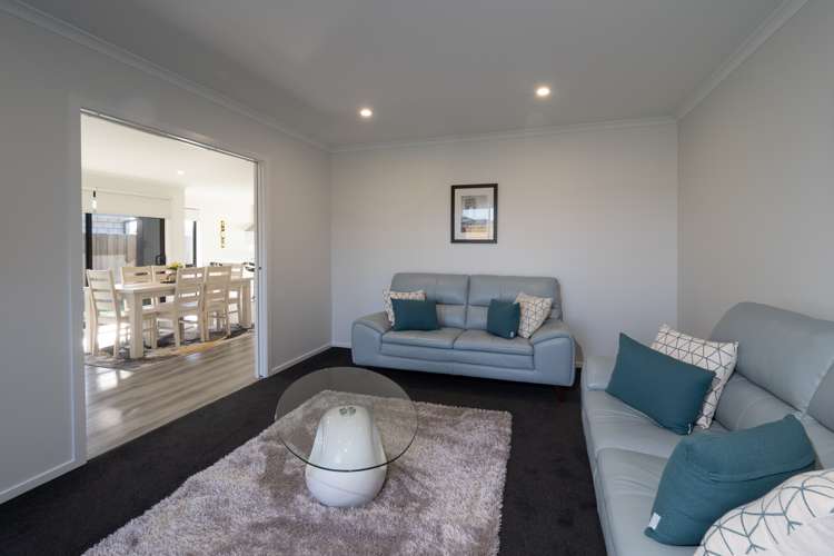 8 Redhaven Rise Netherby_12