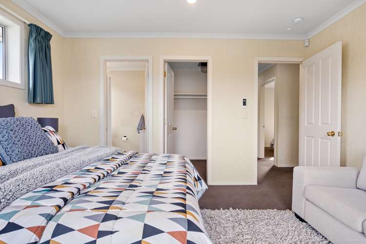 36 Stoneleigh Drive Chartwell_6