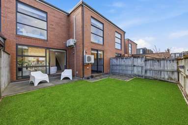 43 Scoria Crescent_3