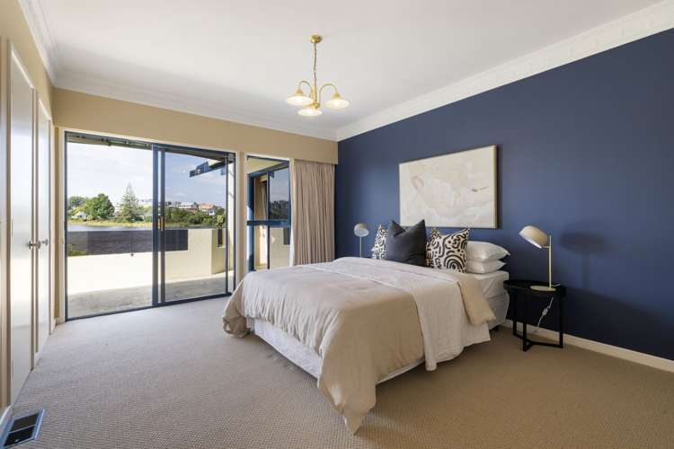 76 Lake Crescent Hamilton Lake_21