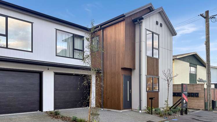 1/104 Martin Street_0