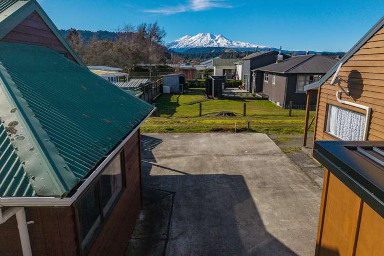 73b Arawa Street Ohakune_21