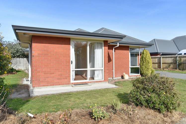 2c Hilton Drive Amberley_20