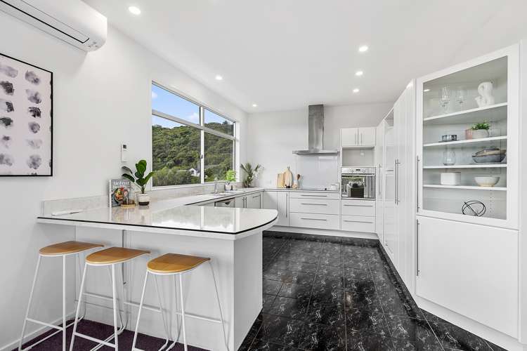 6 Cromarty Place Papakowhai_21