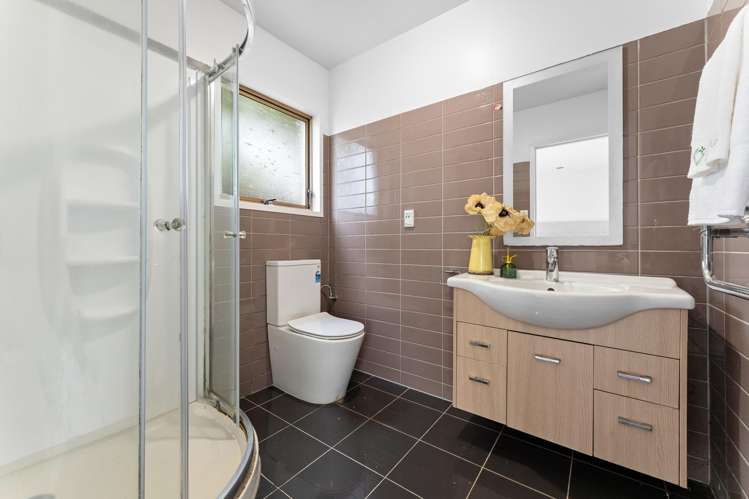 41 Amante Crescent Mairangi Bay_16