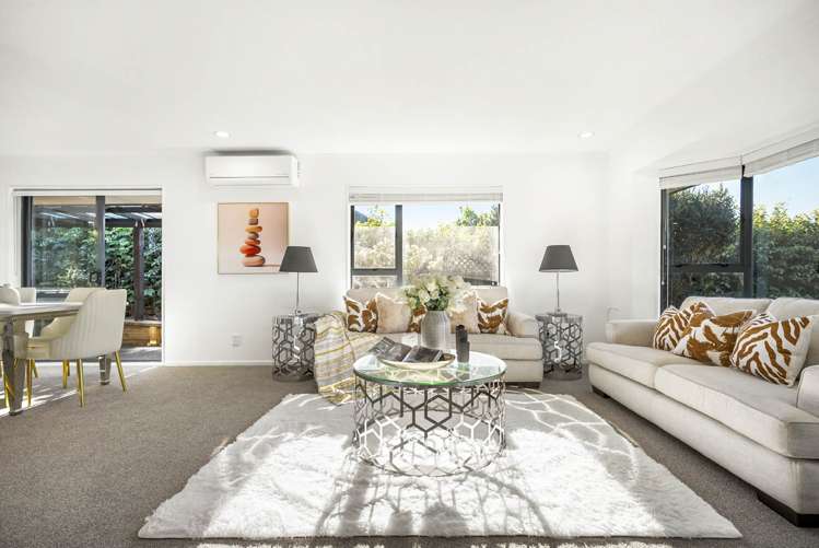 10 Frank Bunce Grove Flat Bush_23