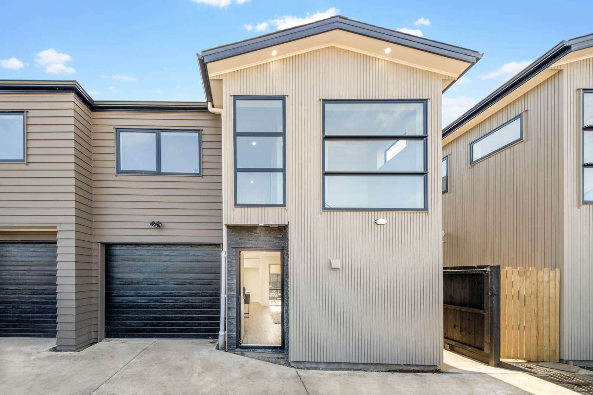 2/24 Watson Place Papatoetoe_0