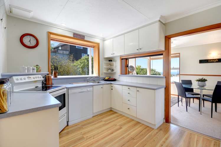 6 Gilkison Street Halfway Bush_5