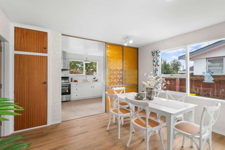 1/6 Valerie Place Redwood_6