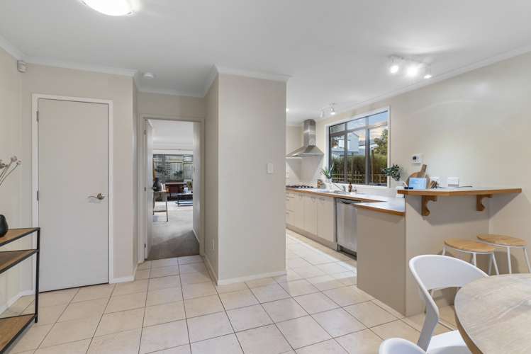 1 Siena Place Te Atatu Peninsula_12