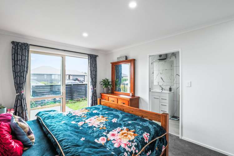 25 Arabella Crescent Yaldhurst_13