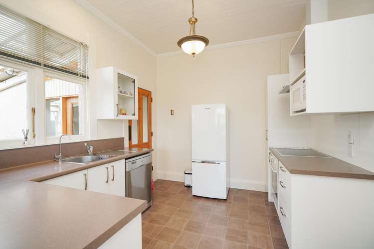 147 Lewis Street Gladstone_5