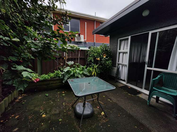 3/58 Paynters Ave Strandon_2