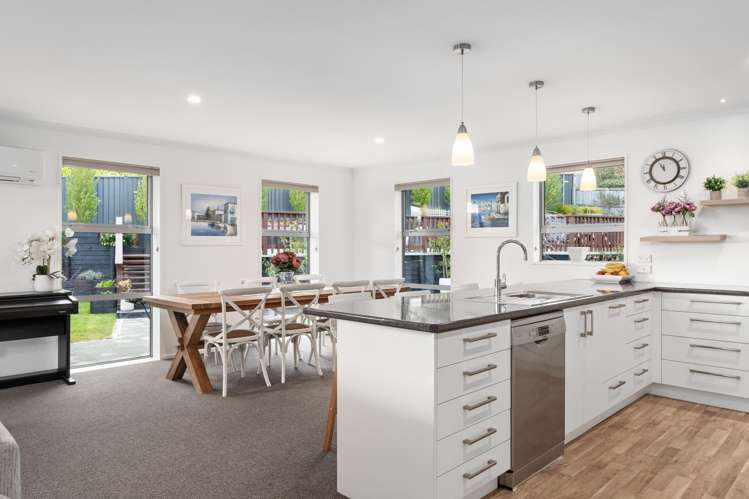 35 Irwin Logan Drive Mosgiel_7