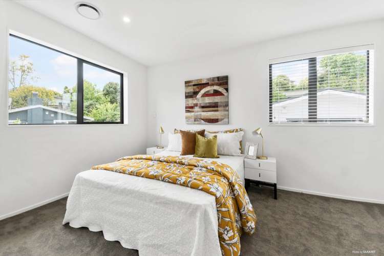 21 Coroglen Avenue Birkenhead_12