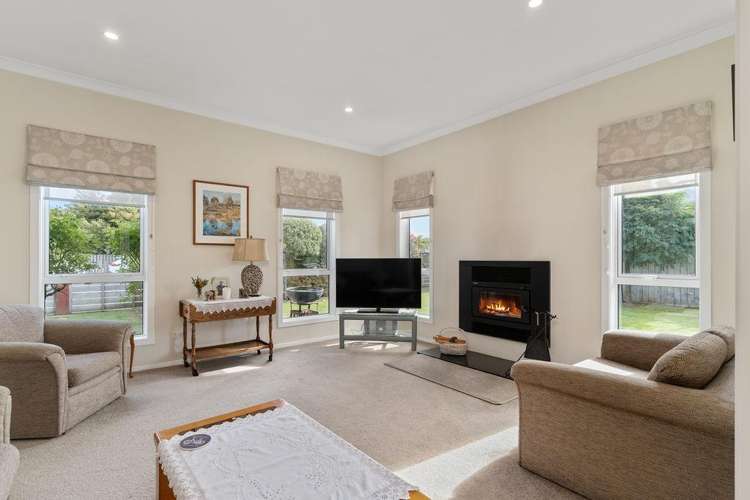 2 Dixon Street Carterton_4