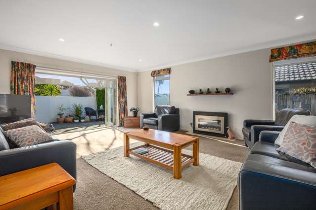 12 Avion Terrace Raumati Beach_1