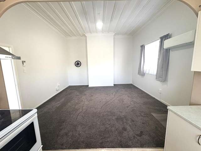 1/311 Grays Road Saint Leonards_4