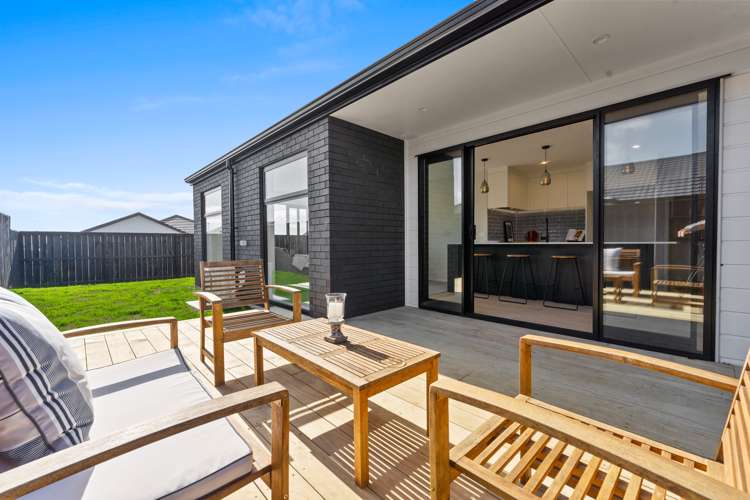 17 Puhitahi Hill Road Paerata_16