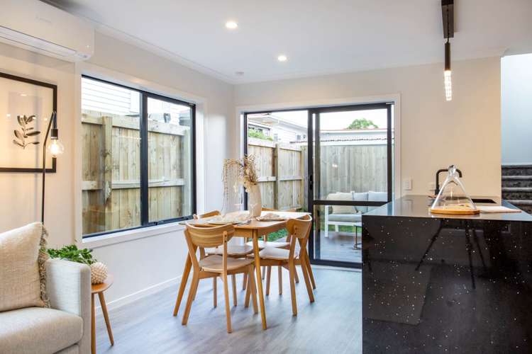 37c Reid Road New Lynn_5