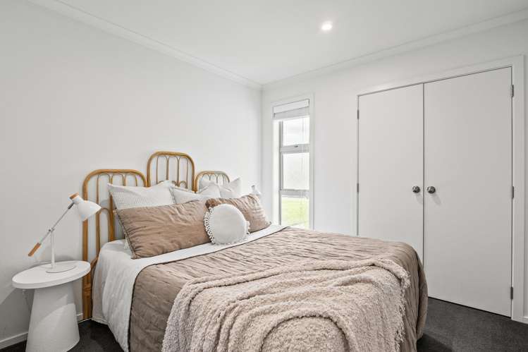 37 Myles Way Lower Shotover_16