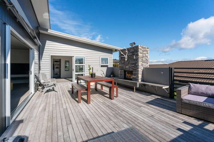 18 Coprosma Crescent Waipahihi_5