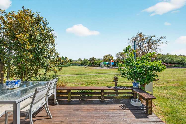 2/35 Fairview Terrace Waipahihi_9