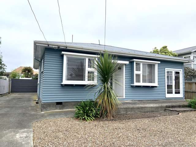 Spacious open plan living bungalow