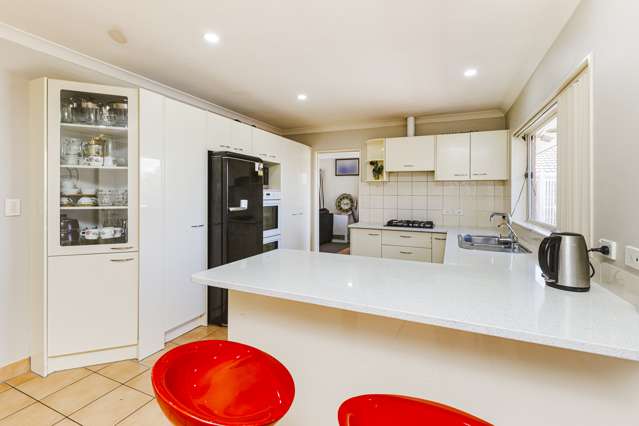 16 Rathmar Drive Manurewa_3