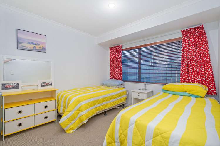 4 Ajax Head Pauanui_8