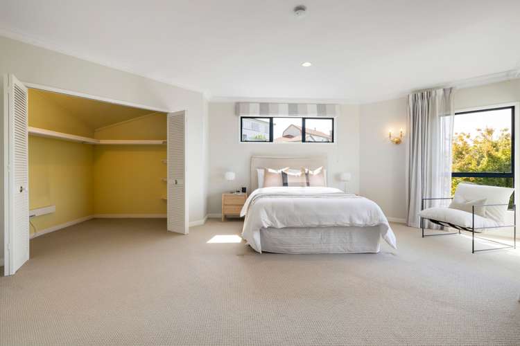 76 Lake Crescent Hamilton Lake_17