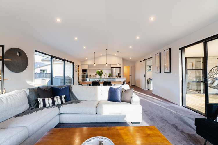 11 Heathfield Drive Mosgiel_13