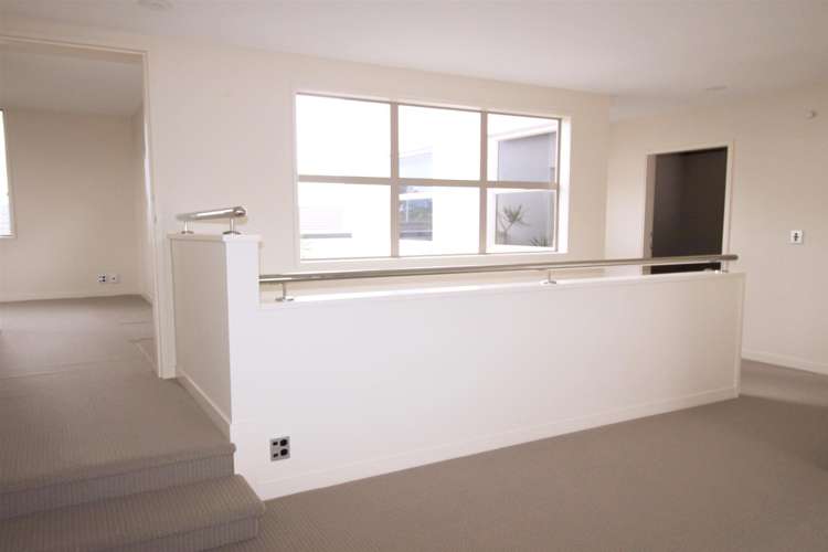 53 Coachman Drive Flat Bush_14