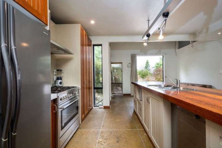 2 Flemings Road Seddon_2