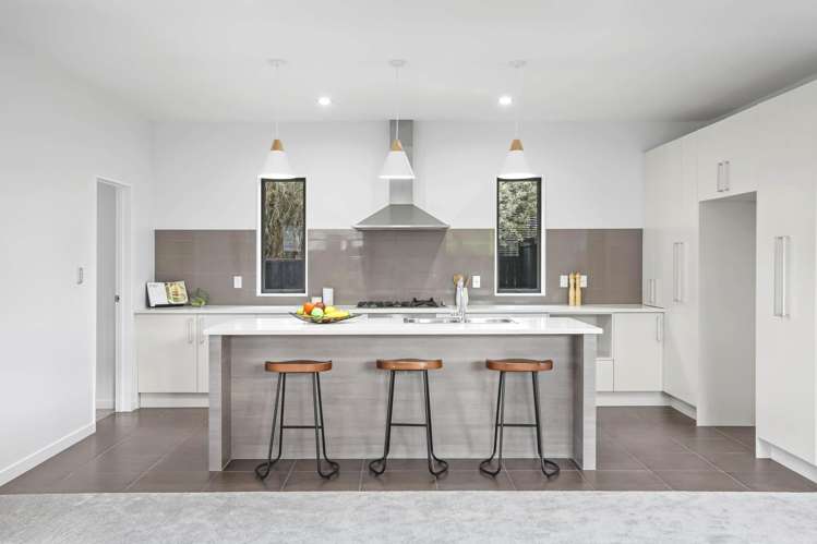 108 Simpson Road Henderson Heights_28