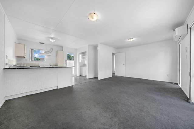 3/4 Thorn Place Papatoetoe_4
