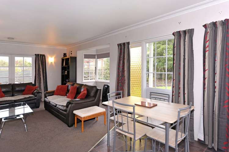 389 Lower Queen Street Richmond_7