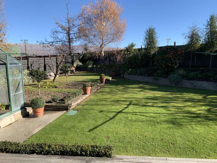 14 Don Place Alexandra_15