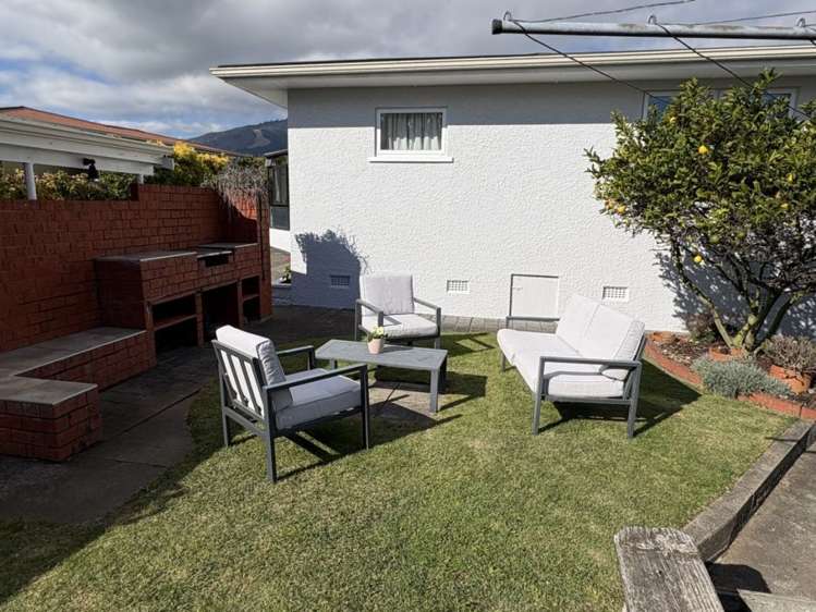 22 Tennyson Crescent Stoke_21