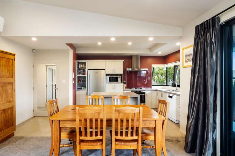 93 Russell Robertson Drive Havelock North_3