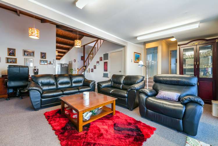 8 Austin Brave Place Favona_13