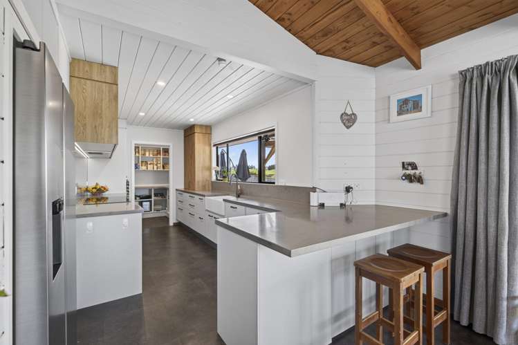 438 Alfred Road Egmont Village_1