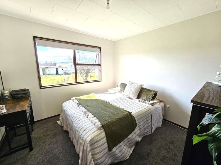 42 Clyde Terrace Kaitangata_5