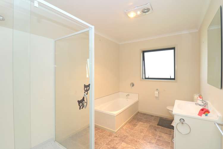 311 Mcquarrie Street Tisbury_18