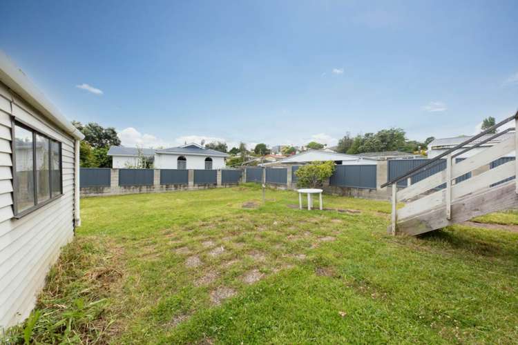5 John F Kennedy Place Glen Eden_18