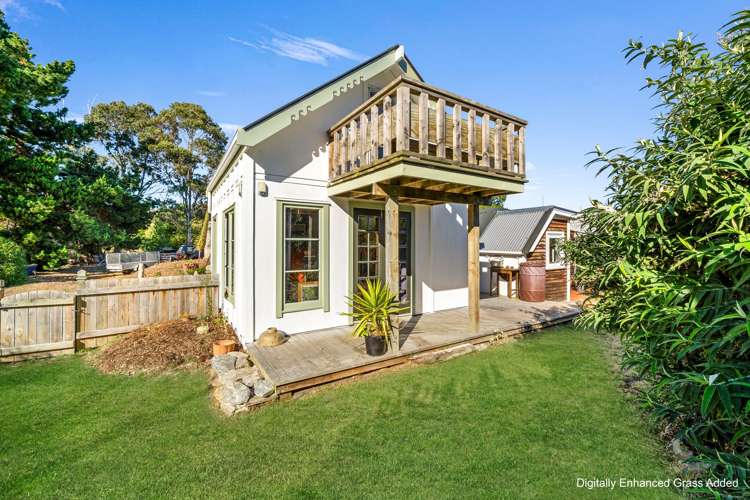 911 Harington Point Road Harington Point_1