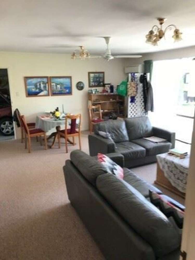 11unit Albert Street Paeroa_6