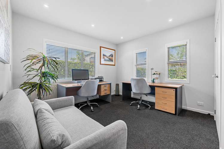 8 Kawai Rise Te Atatu Peninsula_21