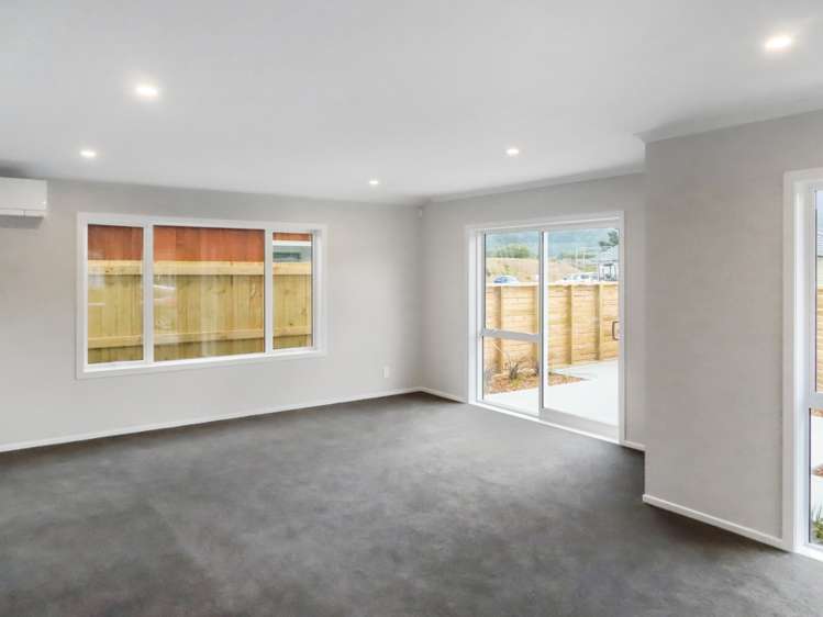 6 Ron Fawcett Way 10629_7